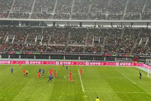意大利VS北马其顿共56364名球迷现场观战，门票收入仅93.92万欧